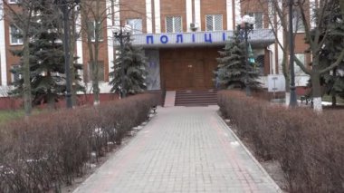 Avrupa, Kiev, Ukrayna - Mart 2021: Obolon Ulusal Polis Müdürlüğü görüşü. Şehir karakolu. Polis merkezi görevde..