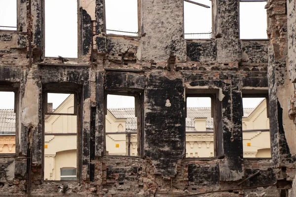 Viejo Edificio Abandonado Encuentra Centro Ciudad Dnipro Ucrania Fachada Una —  Fotos de Stock