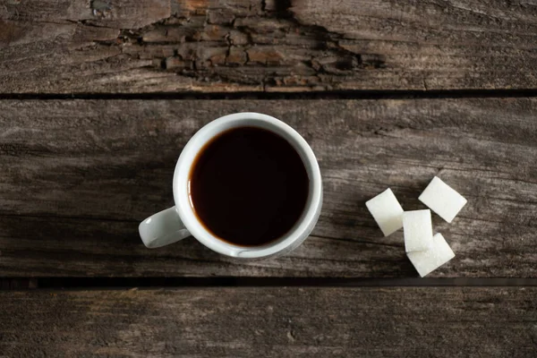 Xícara Branca Café Lado Açúcar Uma Mesa Madeira — Fotografia de Stock