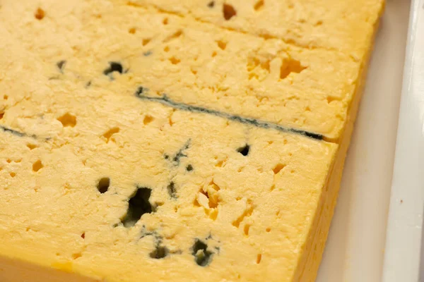Μπλε Τυρί Απομονωμένο Φόντο Από Κοντά — Φωτογραφία Αρχείου