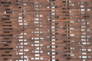 Arka planda hasır üzümlü ahşap çit yatay