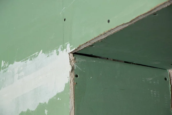 Pared Cartón Yeso Verde Una Habitación Durante Renovación Renovación Apartamento — Foto de Stock