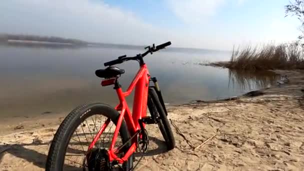 Ukraina Dnipro 2021 Xiaomi Himo C26 Elektrisk Cykel Med Kamera — Stockvideo