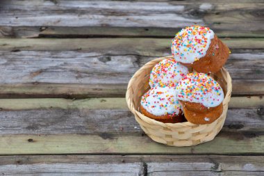 Paskalya pastası eski ahşap bir masada yakın plan, Paskalya tatili