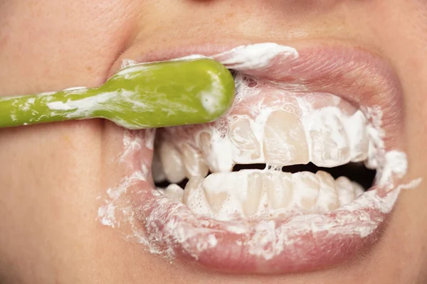 Female Teeth Toothpaste Brushing Teeth Close — Φωτογραφία Αρχείου