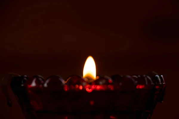 Kaarsvlam Het Donker Kerk Brandende Kaars Religie — Stockfoto