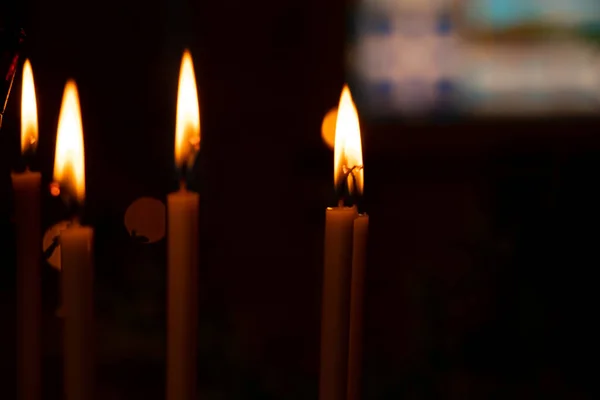 Flamme Bougie Dans Obscurité Dans Église Bougie Allumée Religion — Photo