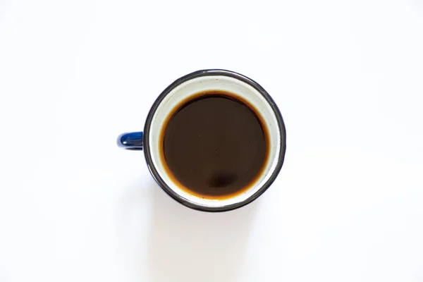 Uma Xícara Com Café Virado Sobre Fundo Branco Uma Colher — Fotografia de Stock