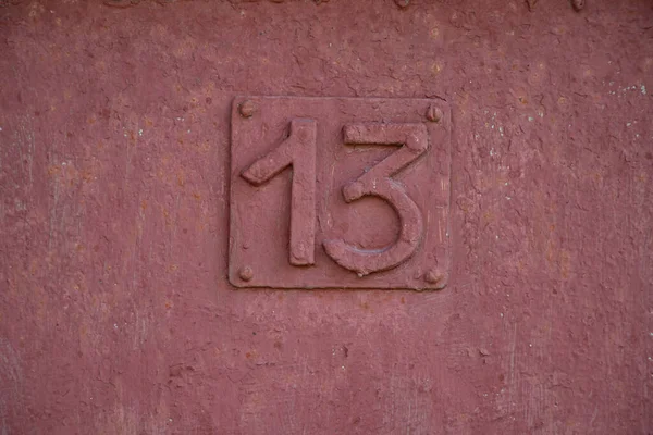 Номер Тринадцять Дверях Старого Будинку Номер Фон — стокове фото