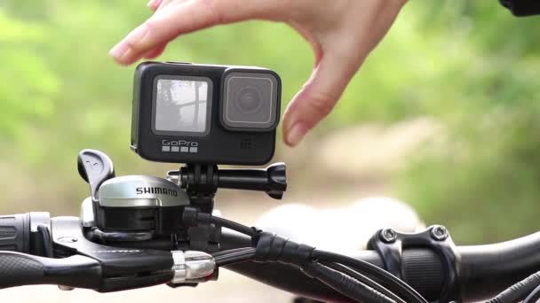 Ukraina Dnepr 2021 Gopro Hero Fast Styret Elektrisk Cykel Parken — Stockvideo