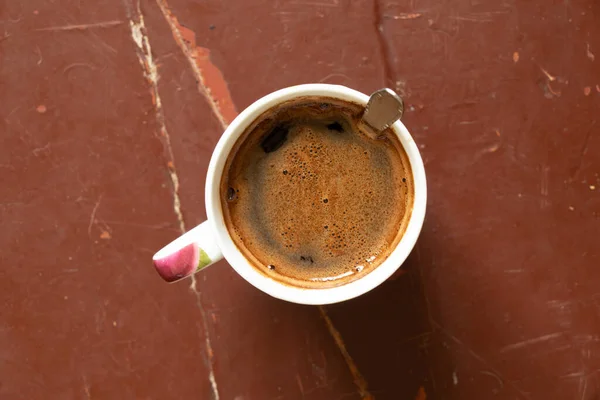 Tazza Con Crema Pasticcera Caffè Sfondo Bianco Vista Dall Alto — Foto Stock