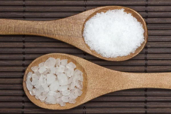 Two types of salt — Stock Photo, Image