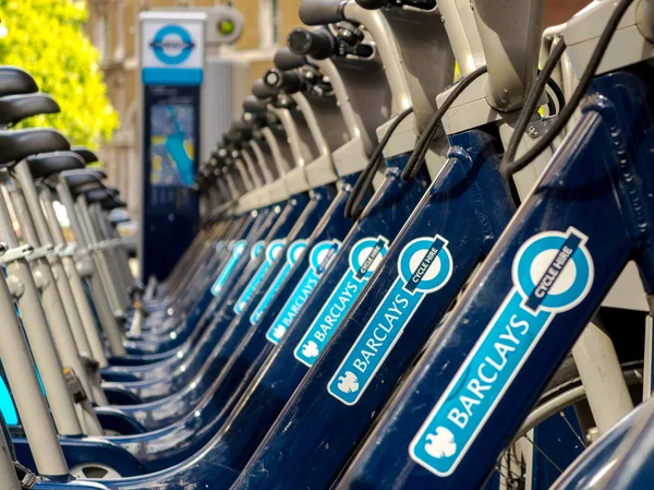 Alquiler de varias bicicletas en Londres — Foto de Stock