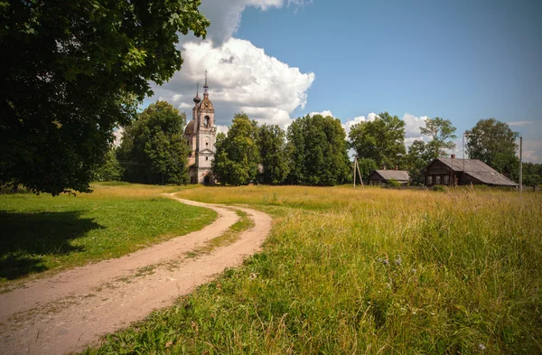 In het dorp — Stockfoto