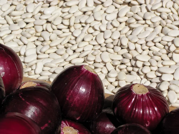 Bawang merah dan kacang — Stok Foto