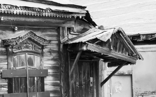 Old House Carved Wooden Facade Details Ruined Porch — Stock Photo, Image