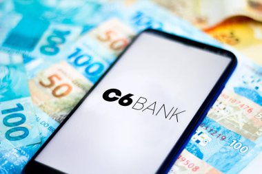 2 Kasım 2020, Brezilya. Bu resimde C6 Bank logosu bir akıllı telefonda görüntülendi