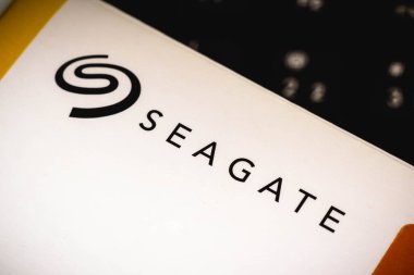 5 Ocak 2021, Brezilya. Bu resimde Seagate Teknoloji logosu HD ambalajında