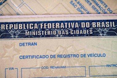 5 Ocak 2021, Brezilya. Bu resimde araç ruhsat sertifikası (CRV). Aracın Brezilya 'da hareket edebildiğini gösteren her yıl yayınlanan belge.