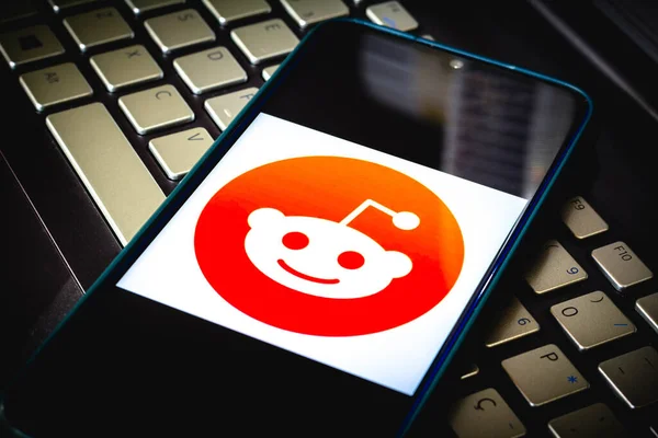 Şubat 2021 Brezilya Resimde Reddit Logosu Akıllı Telefon Ekranında Görüntülendi — Stok fotoğraf