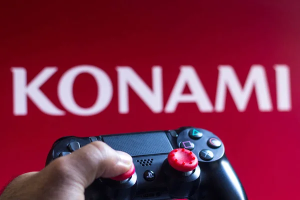 2021 Május Brazília Ezen Fényképen Playstation Vezérlője Háttérben Konami Holdings — Stock Fotó