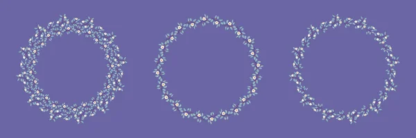 Набор цветочных изолированных векторных венков, ветвей с бирюзовыми листьями и светло-кремовыми цветами на фиолетовом — стоковый вектор