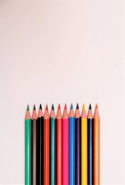 Crayons Couleur Sur Table — Photo