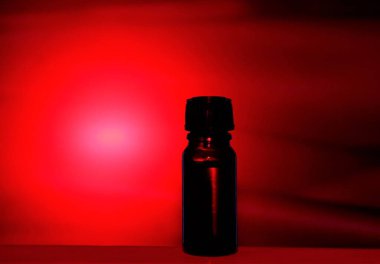 Pembe bir bez üzerinde gerekli yağ