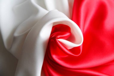 Masaüstünde güzel kumaş