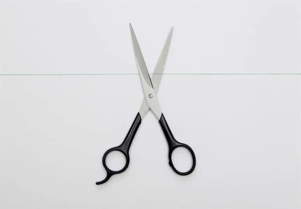 Green Thread Steel Scissors — Stock Photo, Image