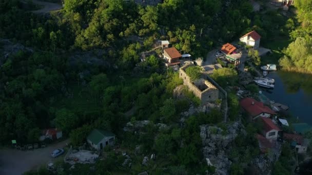 Вид Стародавні Руїни Селі Карук Скадарське Озеро Чорногорія — стокове відео