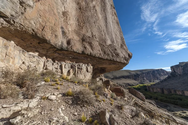 Pinturas River Canyon viewed from the Cave of the Hands - Argent — Stock Photo, Image