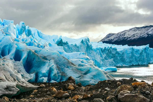 Erken sabah buzul perito moreno, Arjantin — Stok fotoğraf