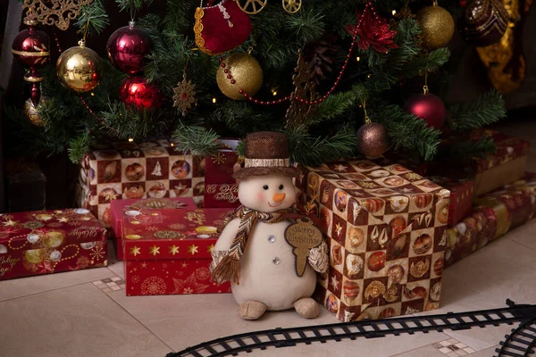 Cadeaux Sous Sapin Noël Pour Noël Jouet Neige Côté Boîtes — Photo
