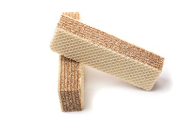 Çıtır çikolatalı waffle, beyaz arka planda izole edilmiş.