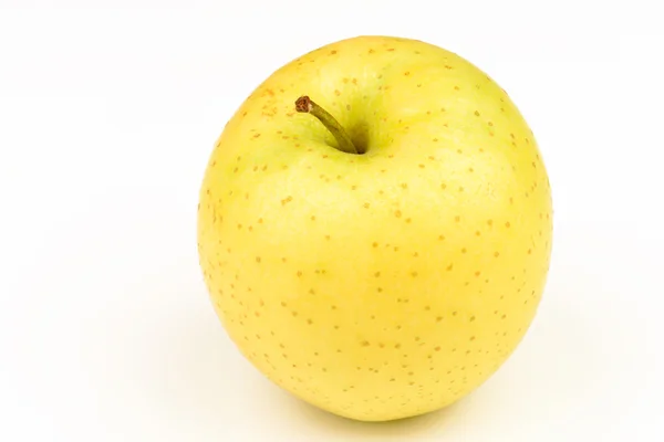 Érett sárga alma fehér háttér — Stock Fotó