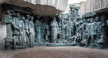 Ukrayna Ulusal Müzesi 'ndeki heykel galerisi İkinci Dünya Savaşı Anıt Kompleksi Kiev, Ukrayna