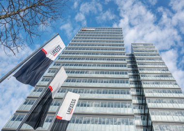 Köln, Almanya - 26 Ocak 2020: LanXESS Kulesi - Alman Özel Kimya Şirketi 'nin karargahı - Köln, Almanya