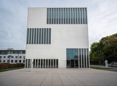 Münih, Almanya - Kasım 01, 2019: Ulusal Sosyalizm Belgelendirme Merkezi Müzesi (NS-Dokumentationszentrum) - Münih, Bavyera, Almanya