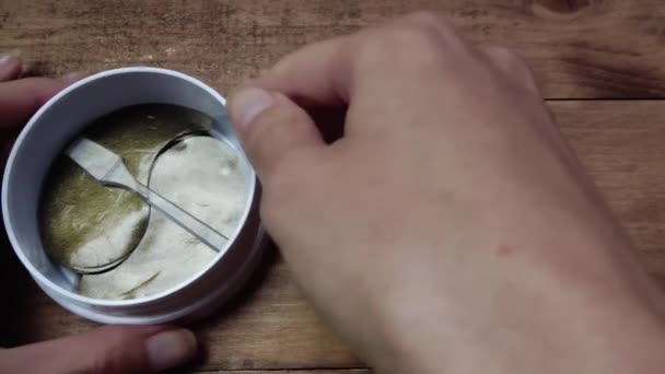 The female hand takes out hydrogel patches under the eyes from the jar. — Stock Video