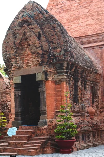 Columns of the Temple, Vietnam — Stock Photo, Image