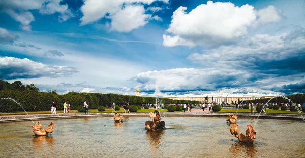 Peterhof, zonk-Petersburg — Stockfoto