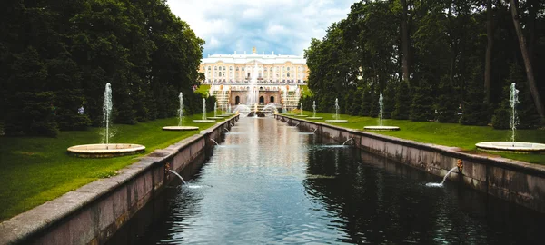 Peterhof, zonk-Petersburg — Stockfoto