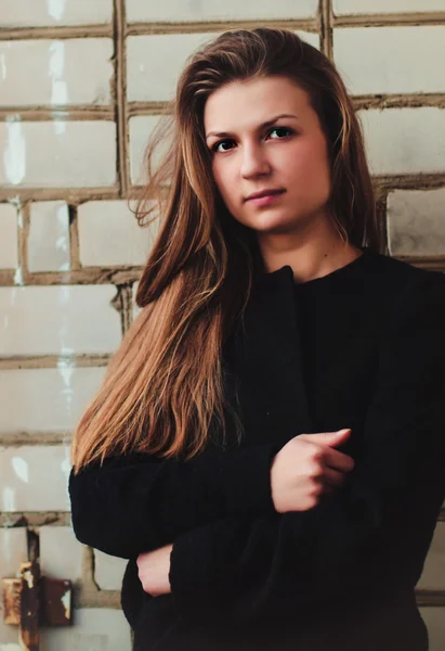 Portrait of a young girl — Stock Photo, Image