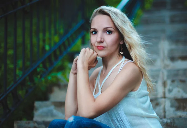 Portrait of a girl — Stock Photo, Image