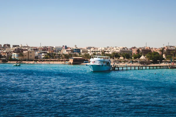 Prachtige blauwe zee — Stockfoto