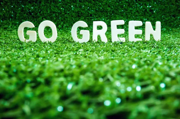 Go green conceptual — Stock Photo, Image