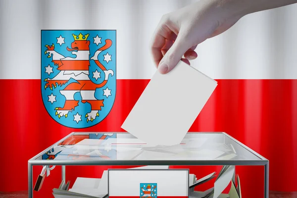 Turingia Bandiera Mano Cadere Scheda Elettorale Una Scatola Voto Elezione — Foto Stock