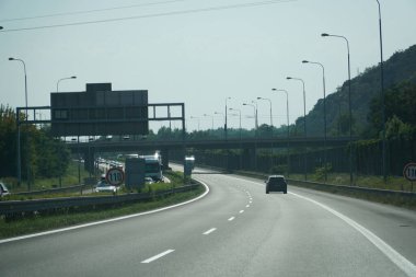 Ostrava, Çek Cumhuriyeti - 14 Ağustos 2025 - Ostrava bölgesinden geçen Çoklu Lane D1 Otoyolu