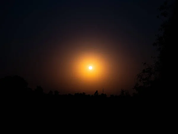 Luz Luna Oscuridad Noche Horizonte Brillo Lunar Cielo Nocturno Paisaje —  Fotos de Stock